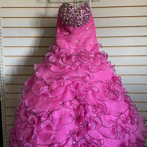Marys Bridal Pink Quincenera Dress Prom Pageant Authentic - Size 4 - MQ758